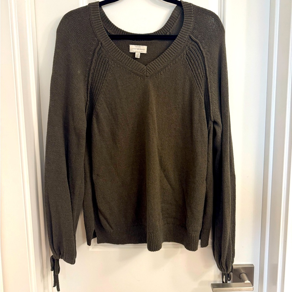 Lucky Brand sweater